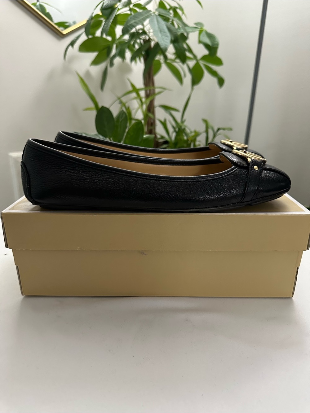 Michael Kors Black Leather Logo Moccasin Flats with Gold MK Emblem - Picture 5 of 8